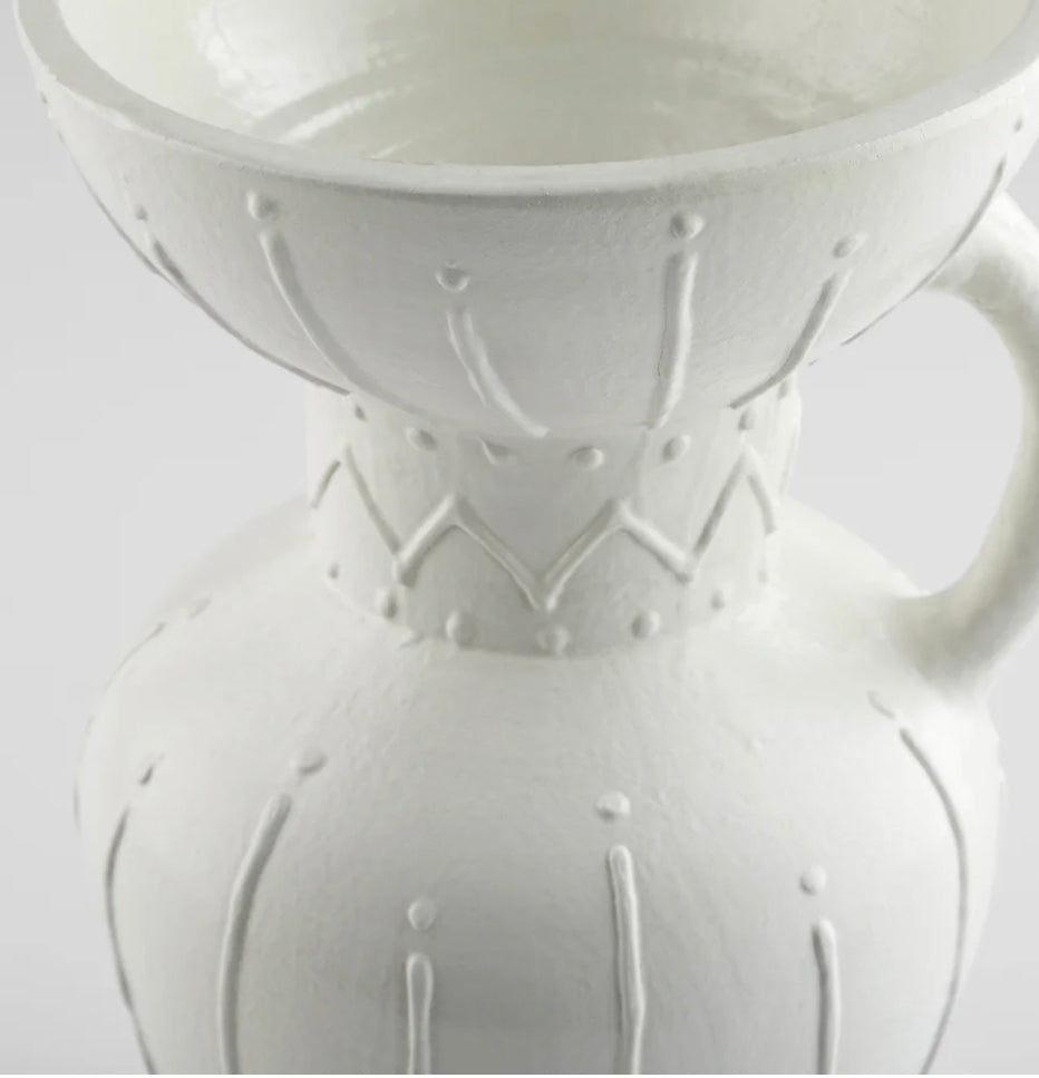 Ravine Vase | White - Medium
