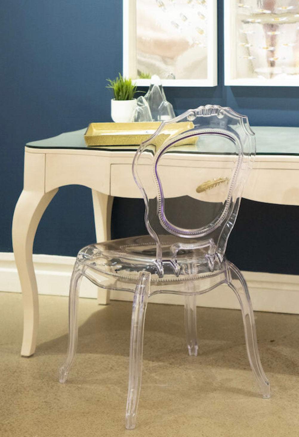 With silhouettes ranging from traditional to modern, classic to innovative, our chairs combine function and form to elevate every room in the house and provide the perfect finishing touch.